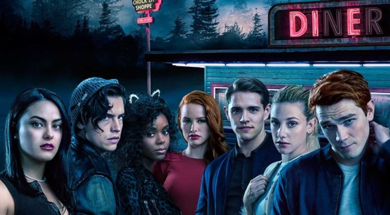 riverdale-season-two-poster-1016650-1280x0.jpg