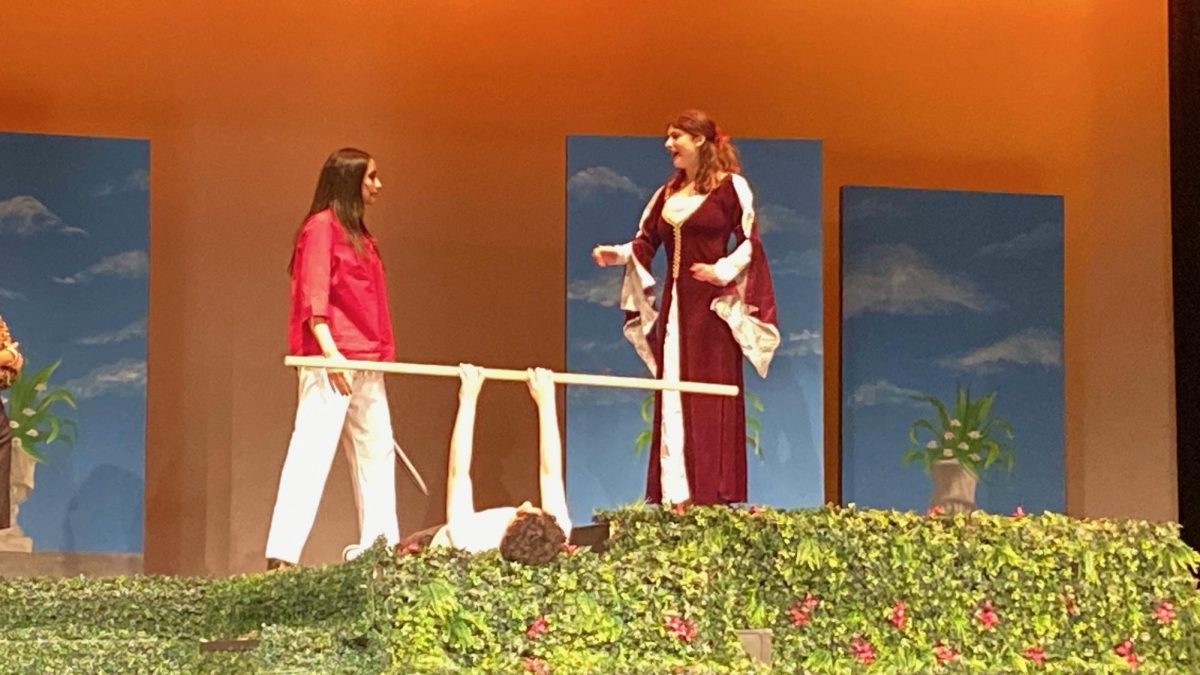 Ida, Sam, and Lucy in Midsummer Night's Drean